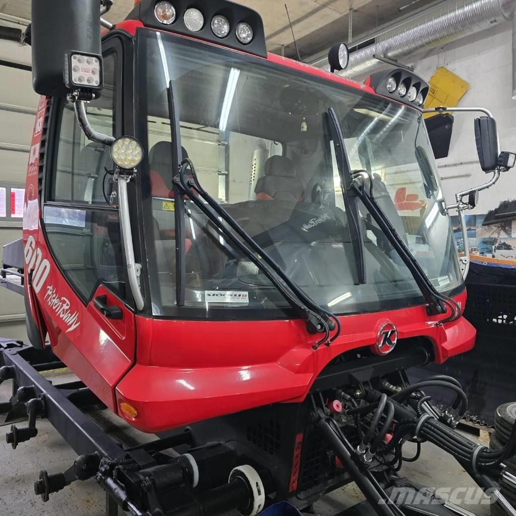 Kässbohrer PB 600 铲雪车
