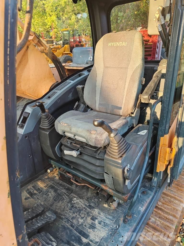 Hyundai R330LC-9S 履带挖掘机