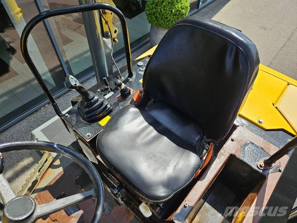 Wacker Neuson DW 60 翻斗车\公路型自卸车