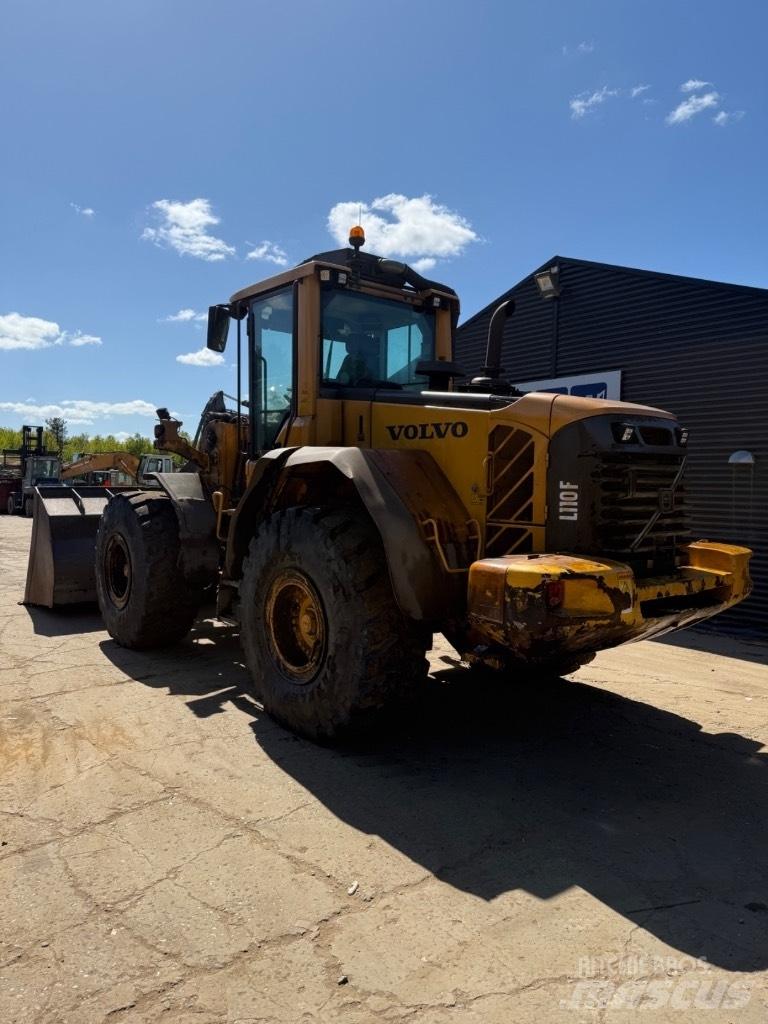 Volvo L 110 F 轮式装载机