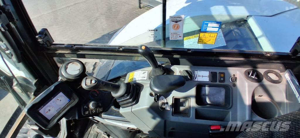 Bobcat E 88 中型挖掘机