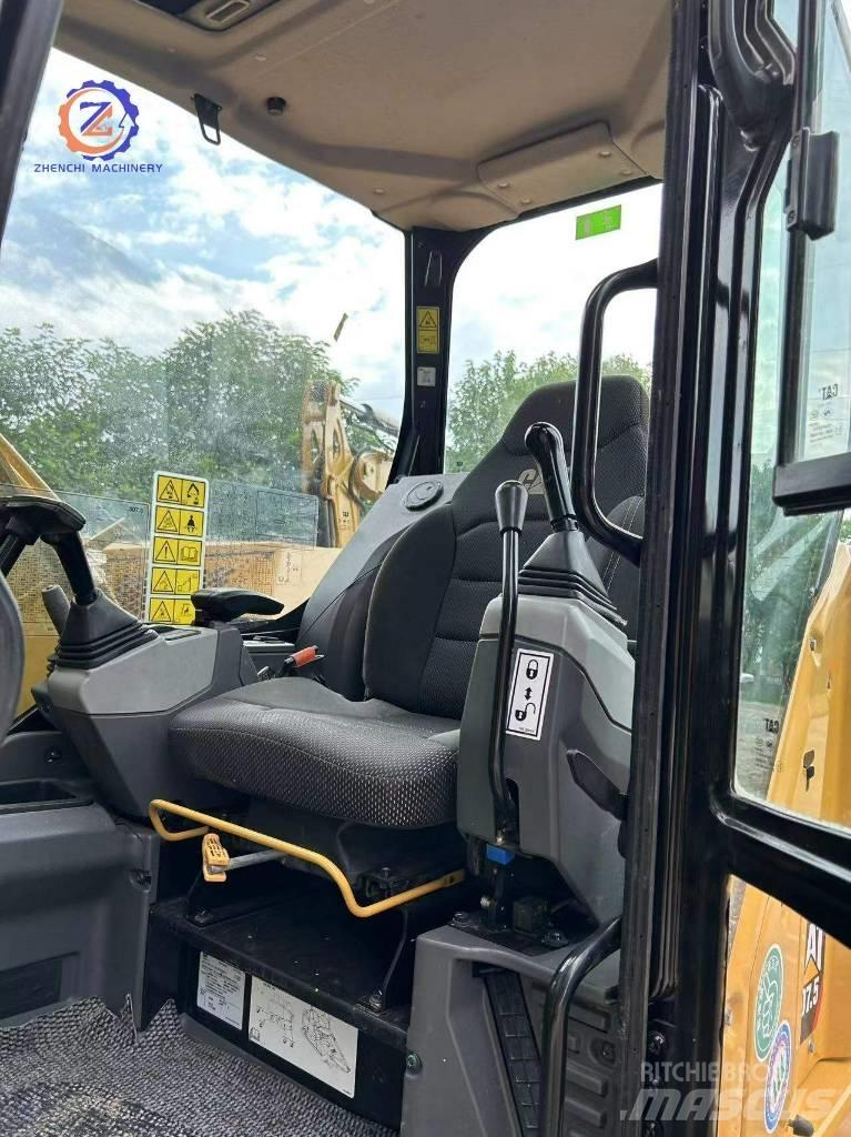 CAT 307.5 小型挖掘机
