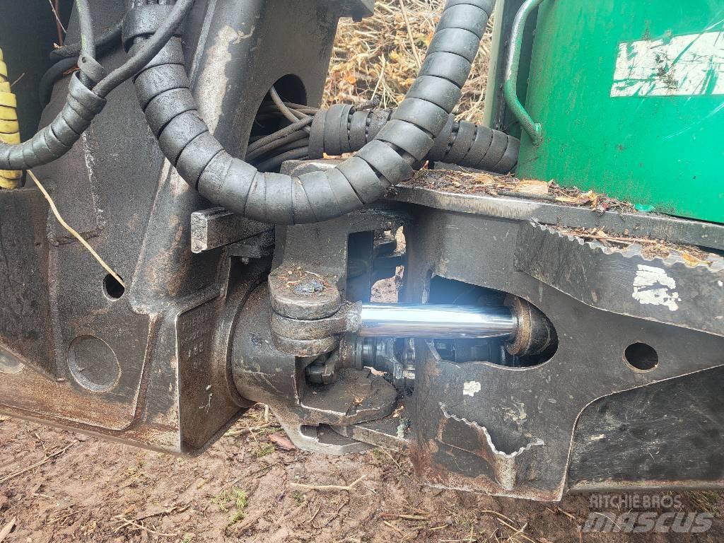Timberjack 1110D 集运机