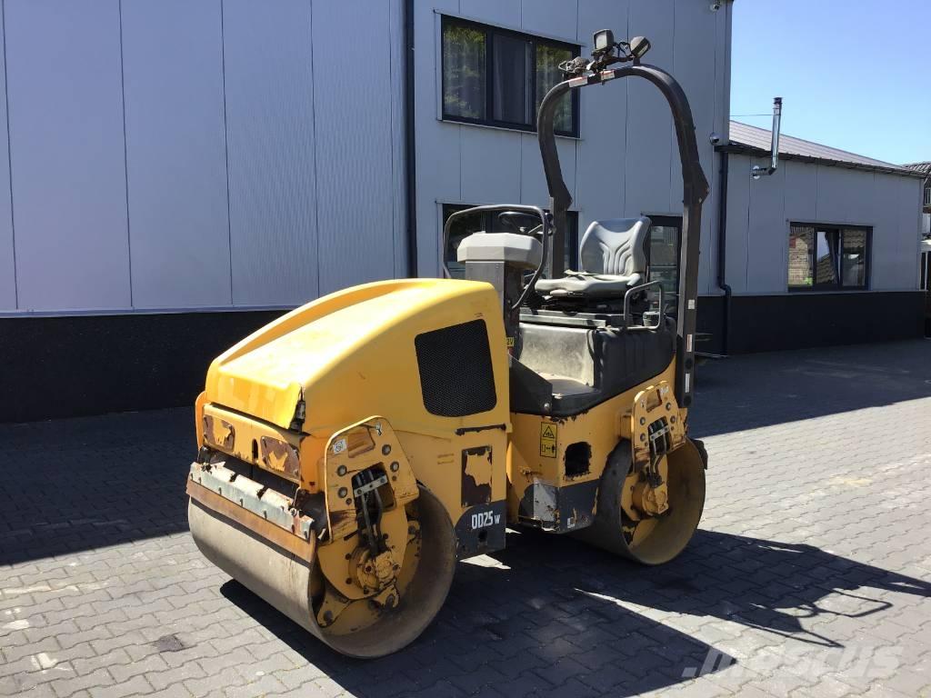 Volvo DD 25 双轮压路机