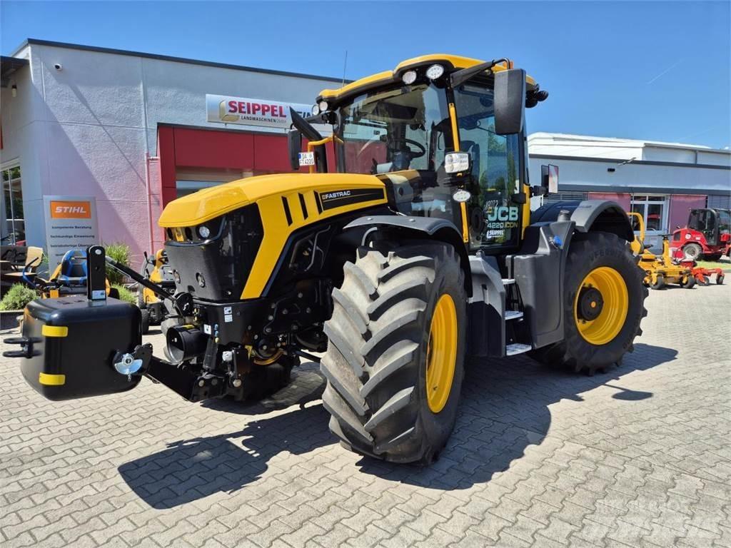 JCB FASTRAC 4220 拖拉机/农用车