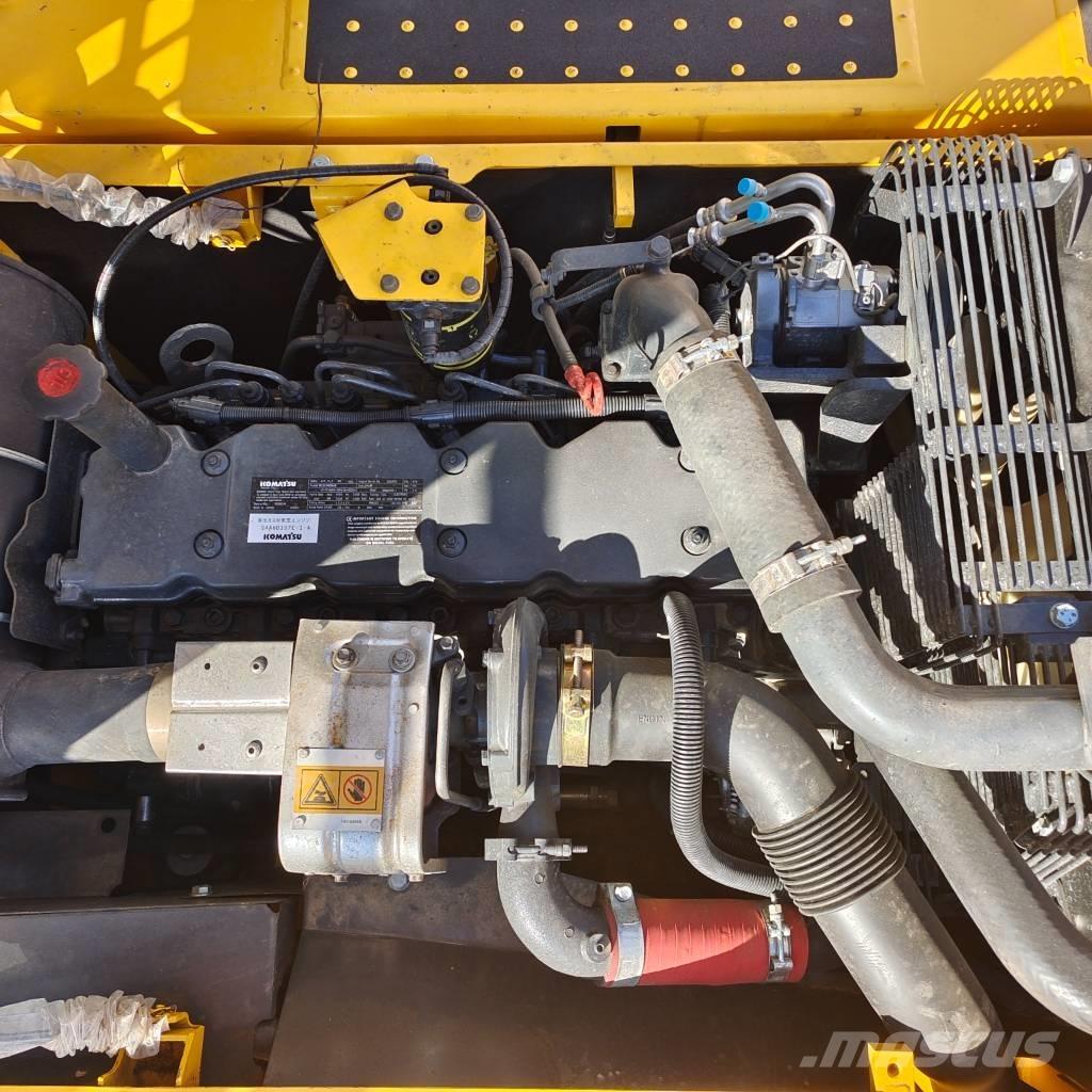 Komatsu PC 200 履带挖掘机