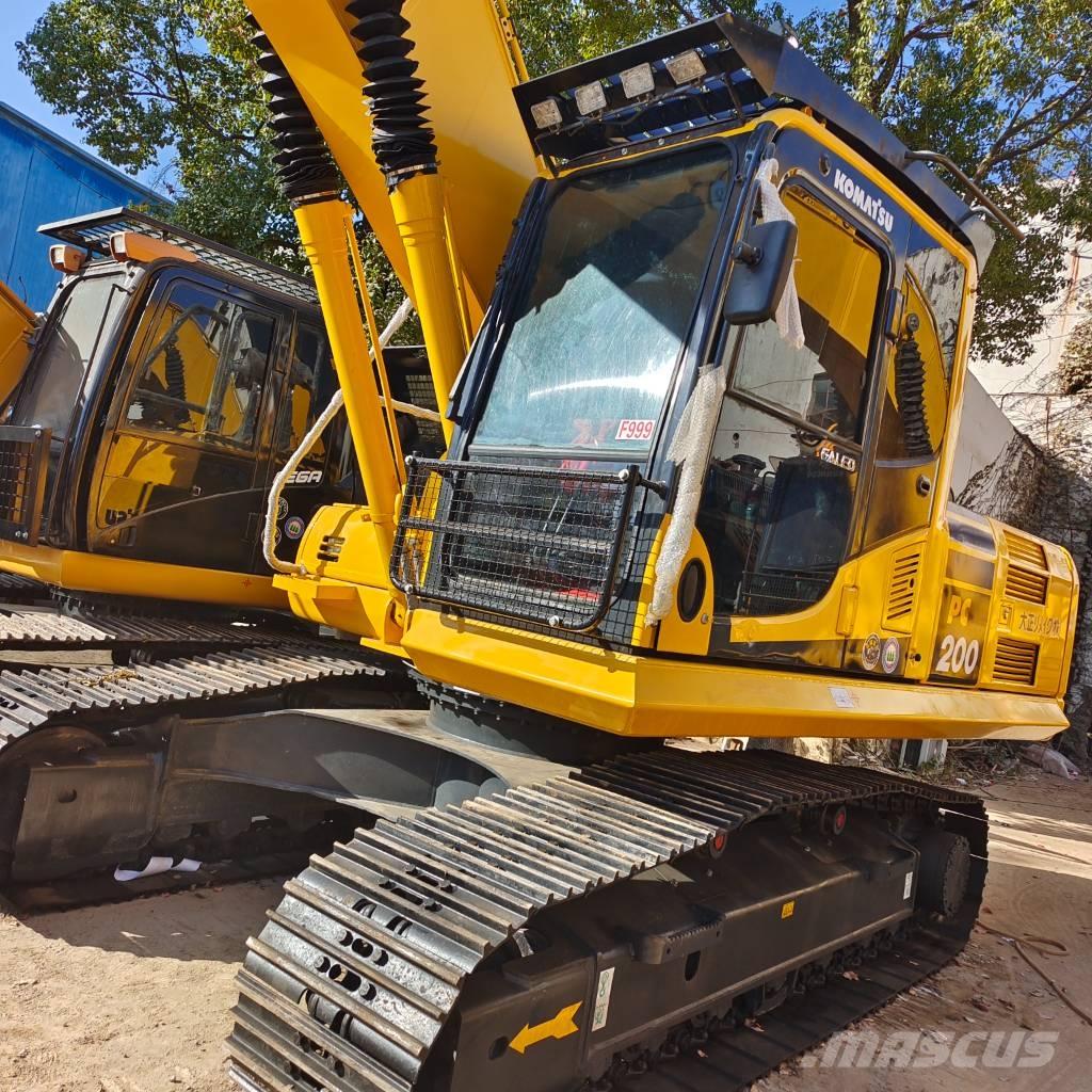 Komatsu PC 200 履带挖掘机