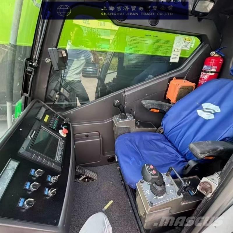 Zoomlion ZAT 2000 V 全地面起重机︳移动式起重机