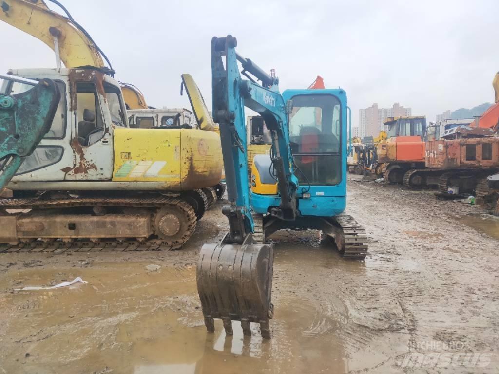 Kubota KX135 履带挖掘机