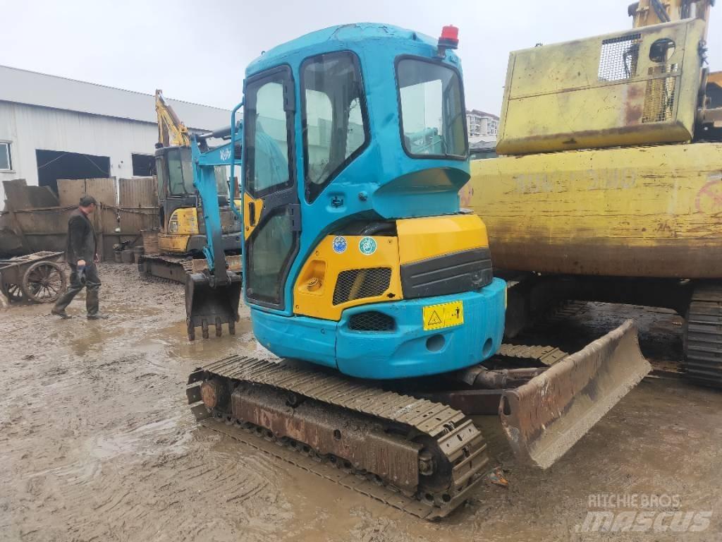 Kubota KX135 履带挖掘机