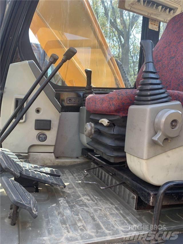 Hyundai R215-7 履带挖掘机