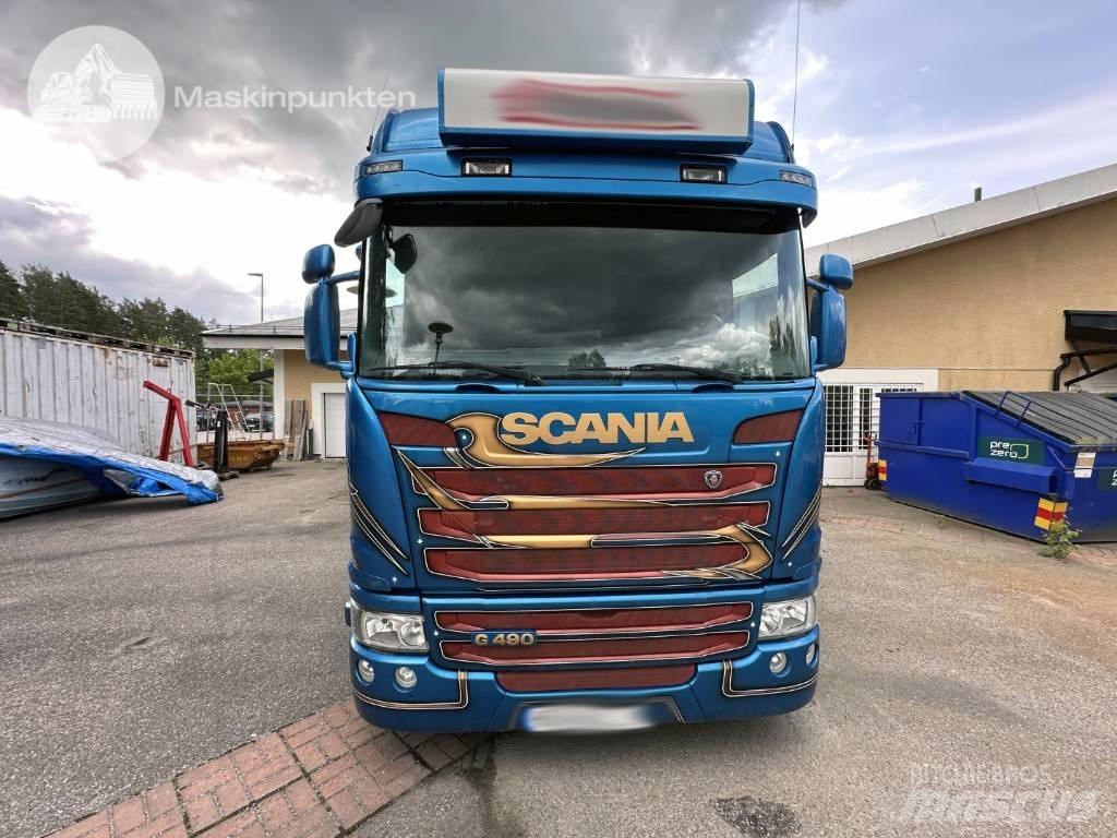 Scania G 490 起重车