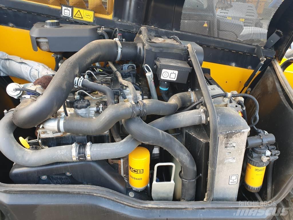 JCB 540-140 伸缩臂叉装车|叉装车