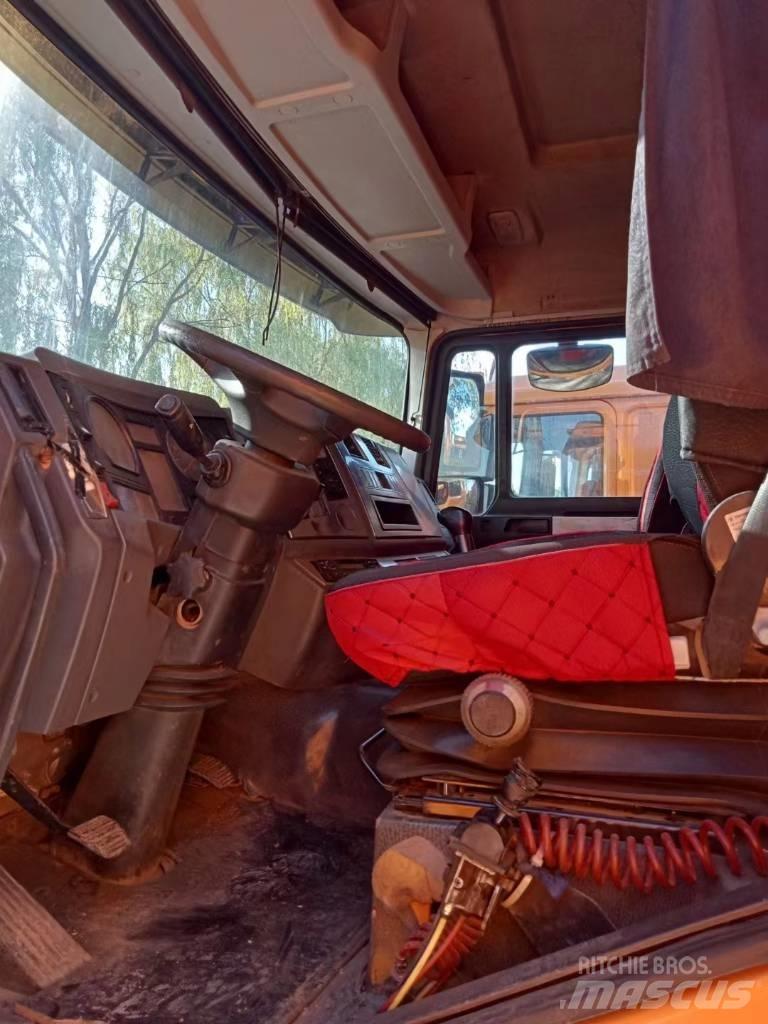 Shacman F3000 6X4 自卸式货车
