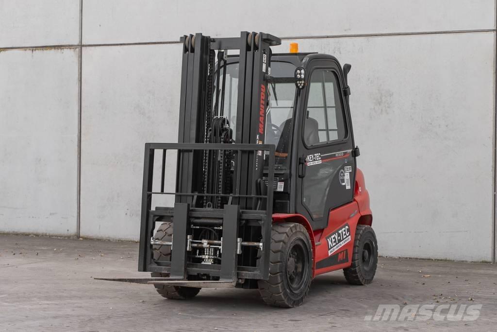 Manitou MI 30 D 柴油叉车