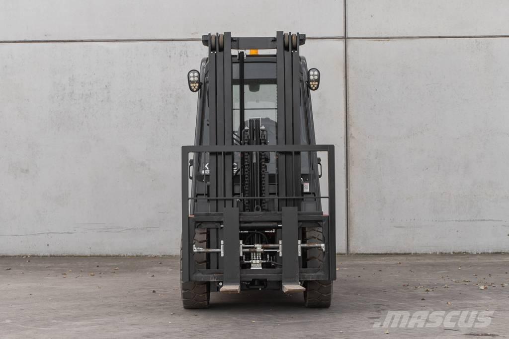 Manitou MI 30 D 柴油叉车