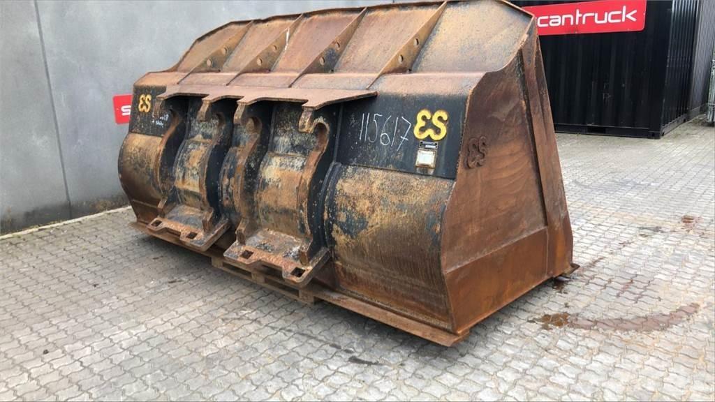  Øvrige Læsseskovl 挖斗