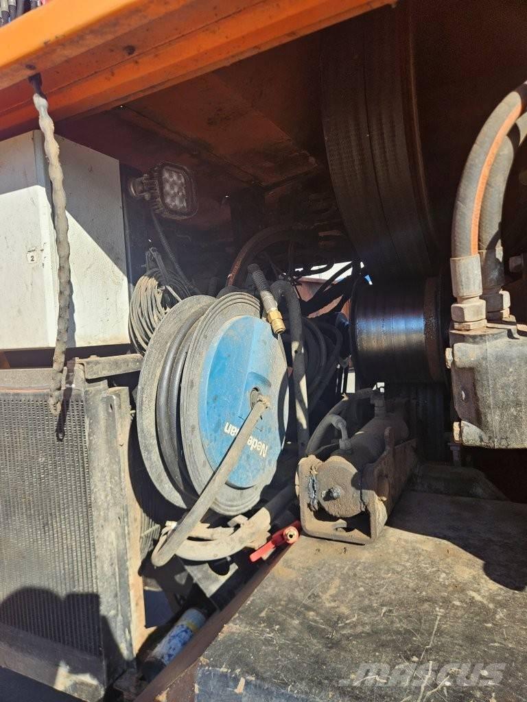 Doppstadt DH 812 Q 木材削片机