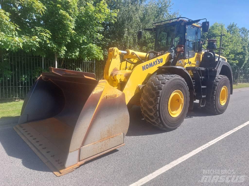 Komatsu WA480-8 轮式装载机
