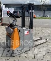 Still EXD-SF20 手推堆垛车