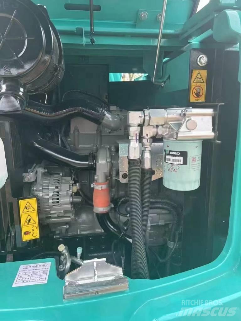 Kobelco SK 75 中型挖掘机