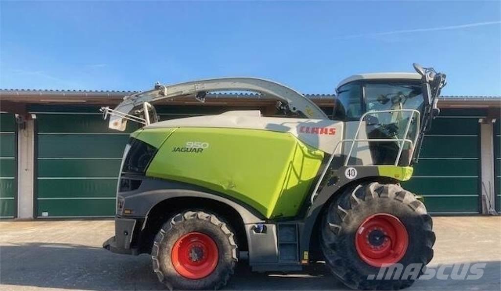 CLAAS Jaguar 950 自走式青贮饲料收割机