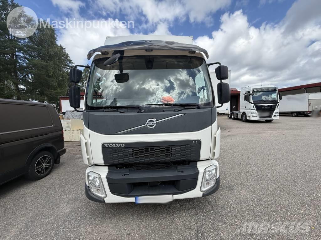 Volvo FL 210 厢式货车