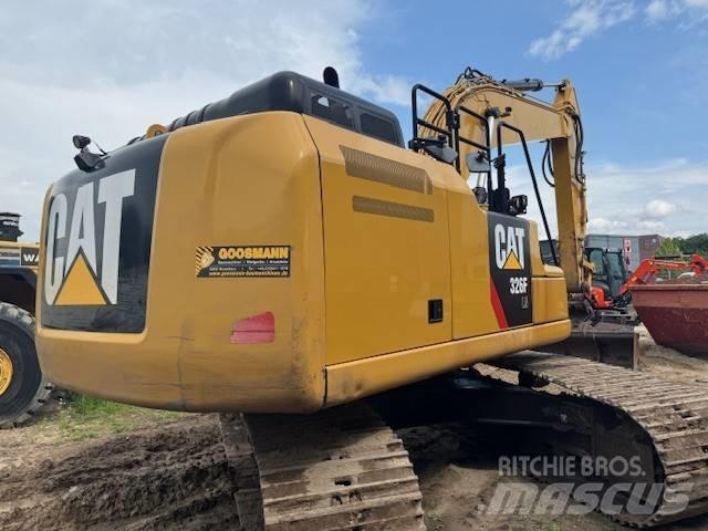 CAT 326 F L 履带挖掘机