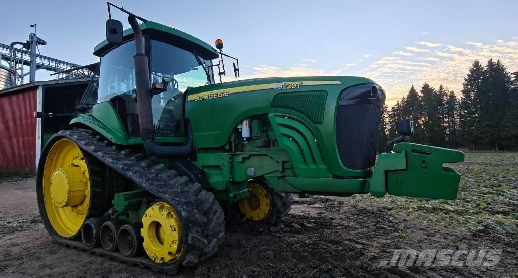 John Deere 8220 T 拖拉机/农用车