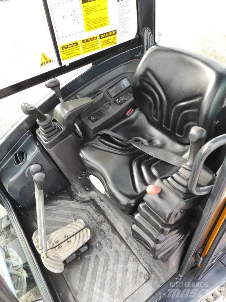 Volvo ECR 25 D 小型挖掘机