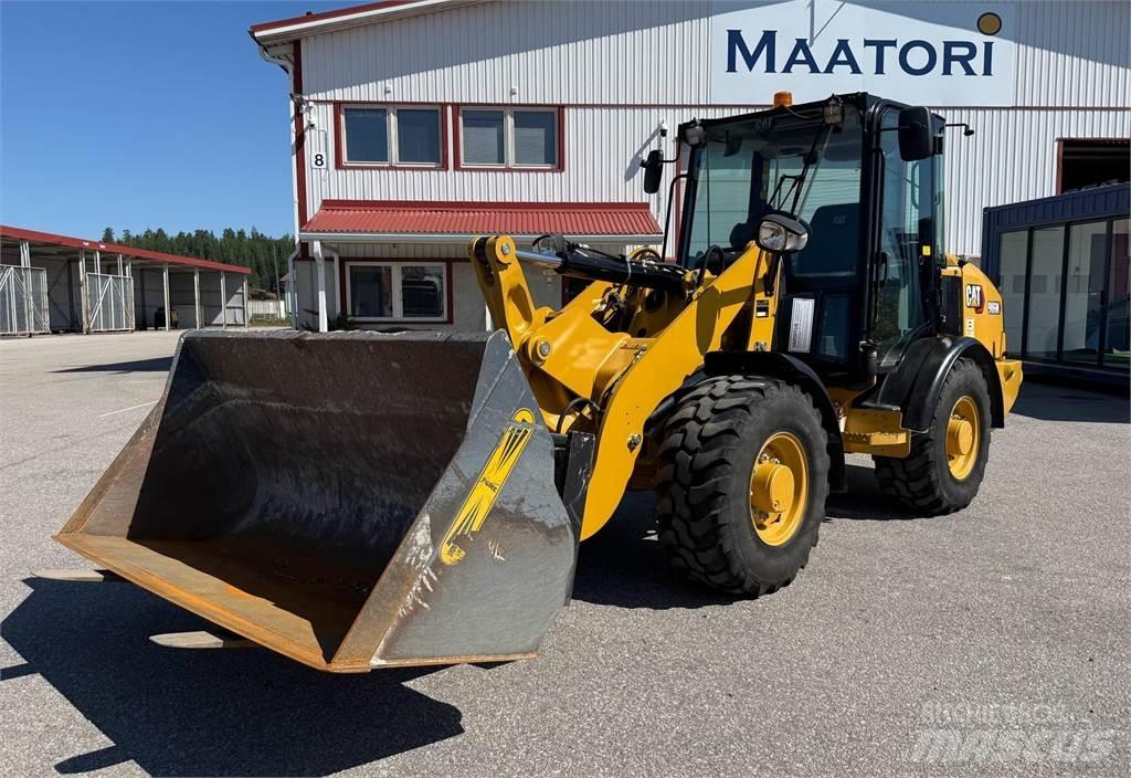 CAT 906M 轮式装载机