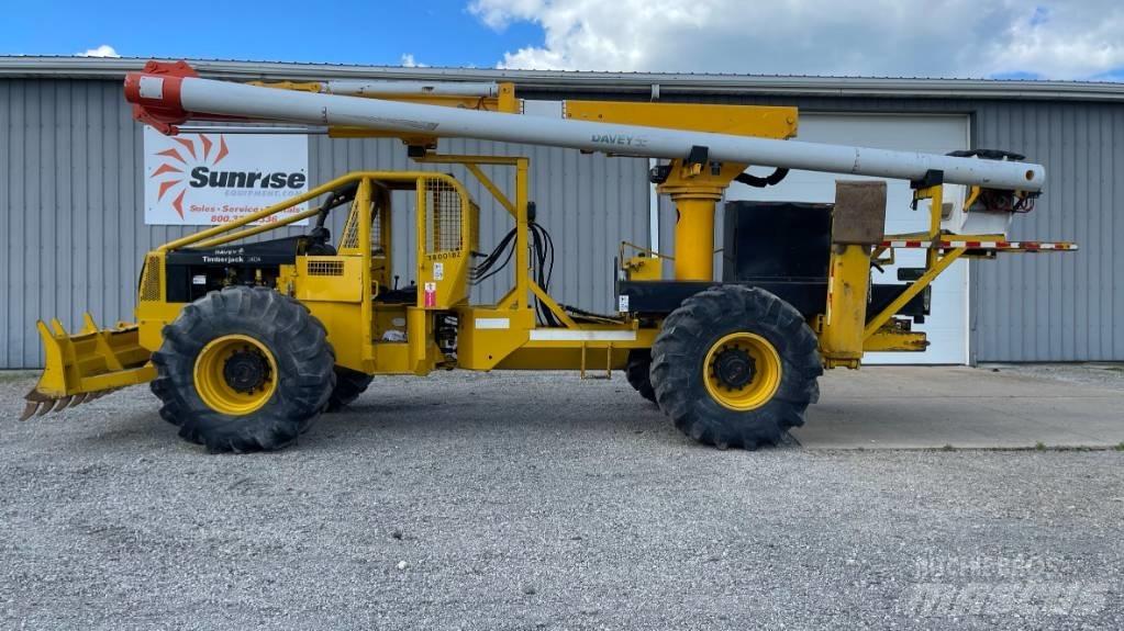 Altec LRV56 车载式高空作业车