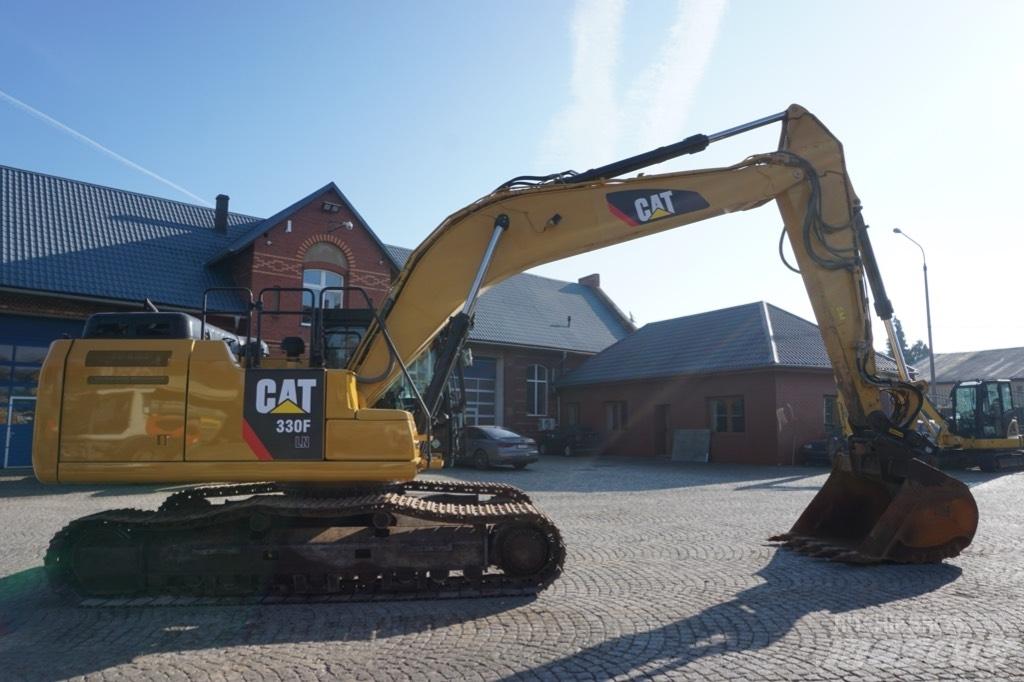 CAT 330F NL 履带挖掘机