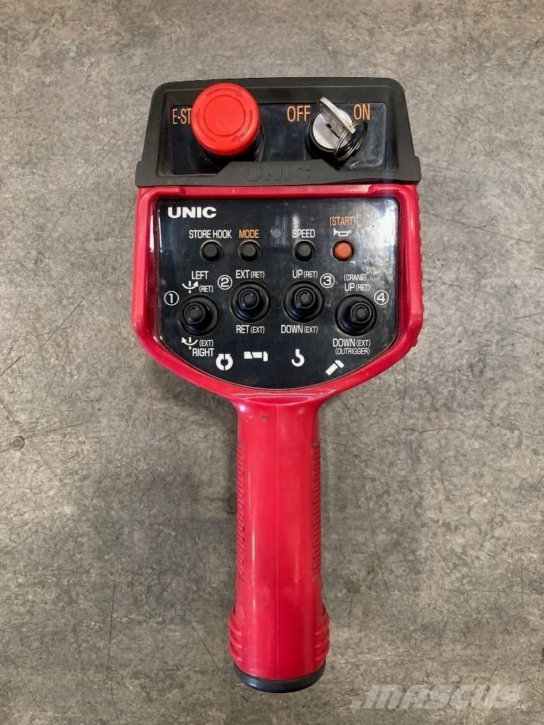 Unic URW-295 轻小型起重机