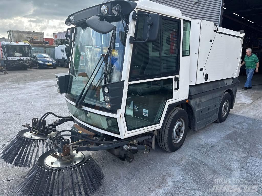 Schmidt Swingo 200 扫地机