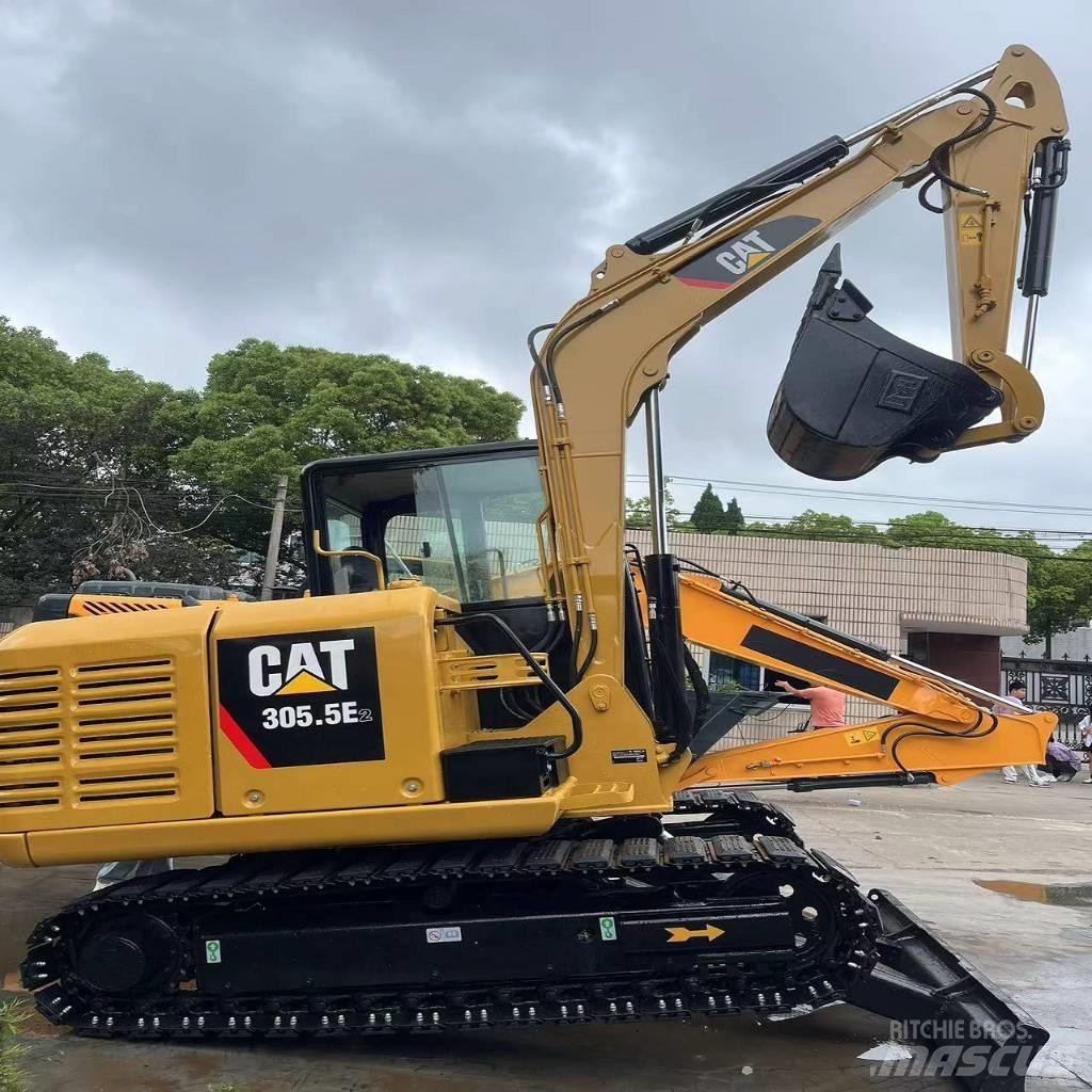 CAT 305.5 E2 小型挖掘机