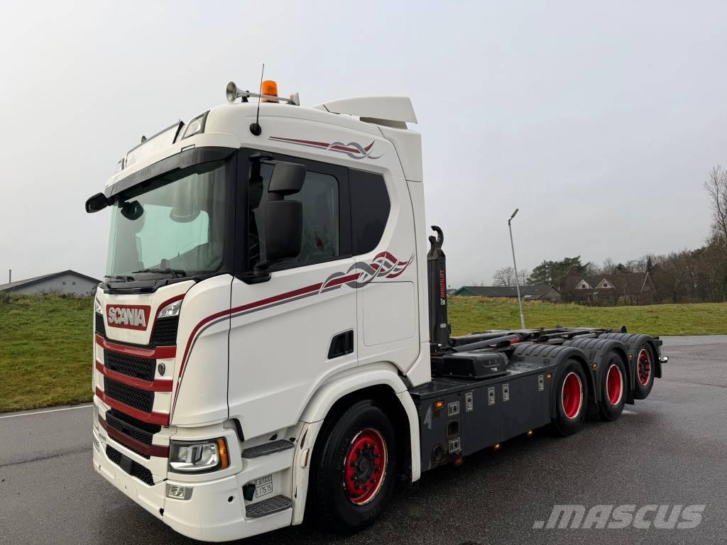 Scania R 500 工程吊钩车