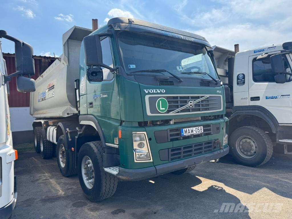 Volvo FM 13 440 8x6 自卸式货车
