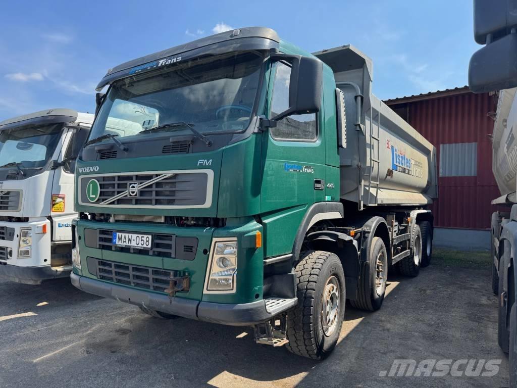 Volvo FM 13 440 8x6 自卸式货车