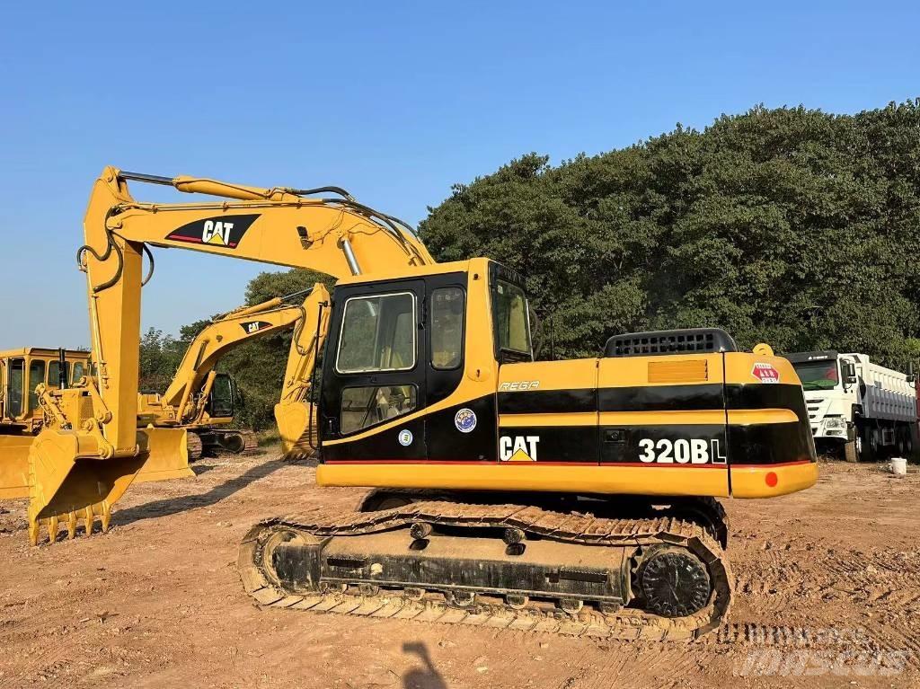 CAT 320 B 履带挖掘机