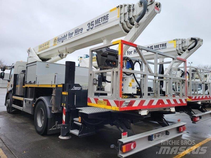 Bronto 35 EM 车载式高空作业车