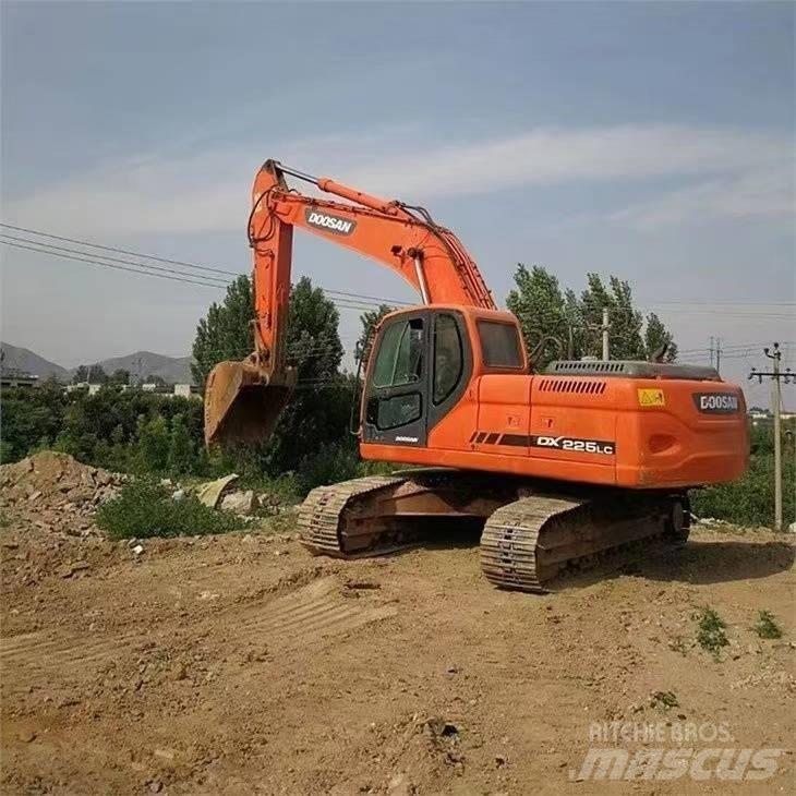Doosan DX 225 LC-9C 履带挖掘机