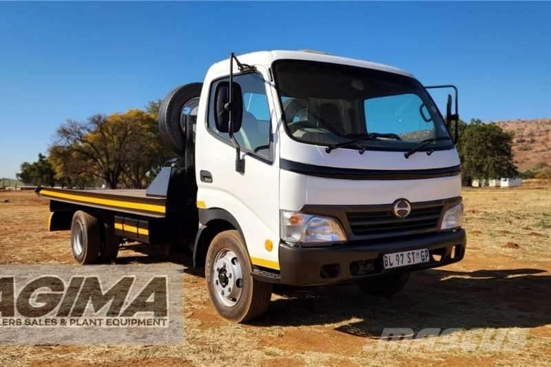 Hino 300 Roll Back 其他货车