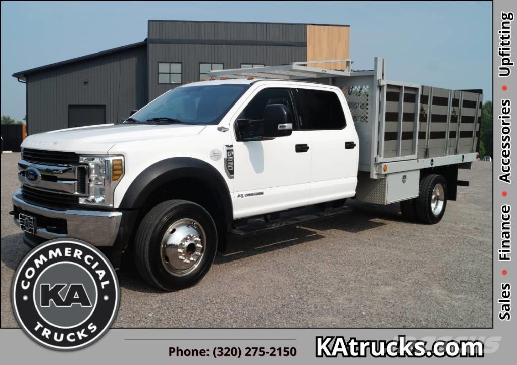 Ford F 550 XLT SD 平板栏板货车
