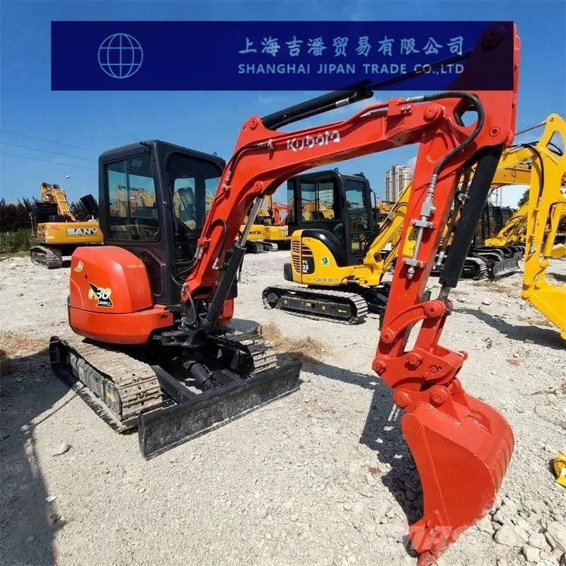 Kubota U 30 小型挖掘机
