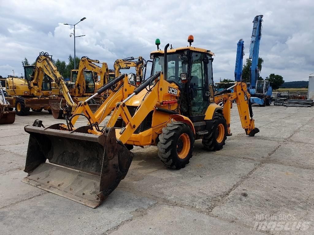 JCB 3 CX compact 反铲装载机