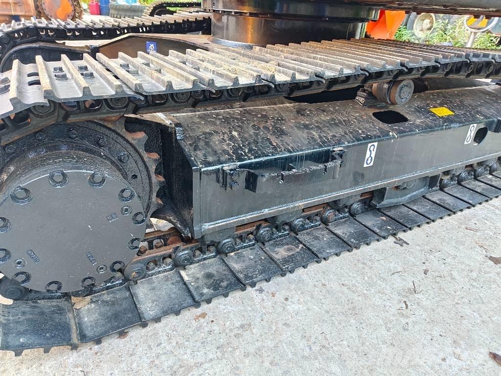 Hitachi ZX 120 履带挖掘机