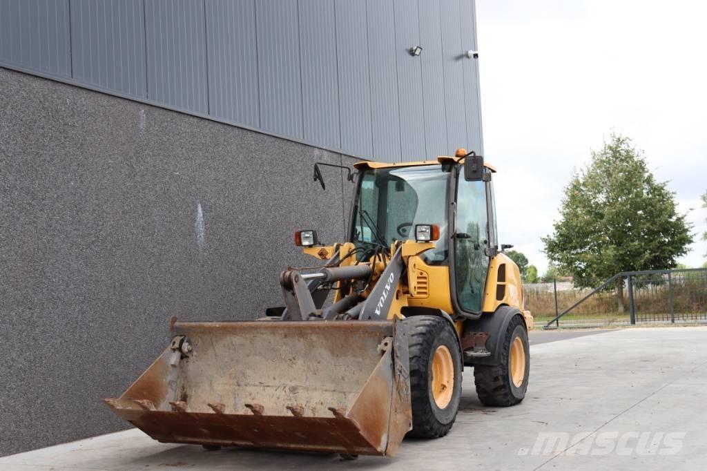 Volvo L25F-Z 轮式装载机