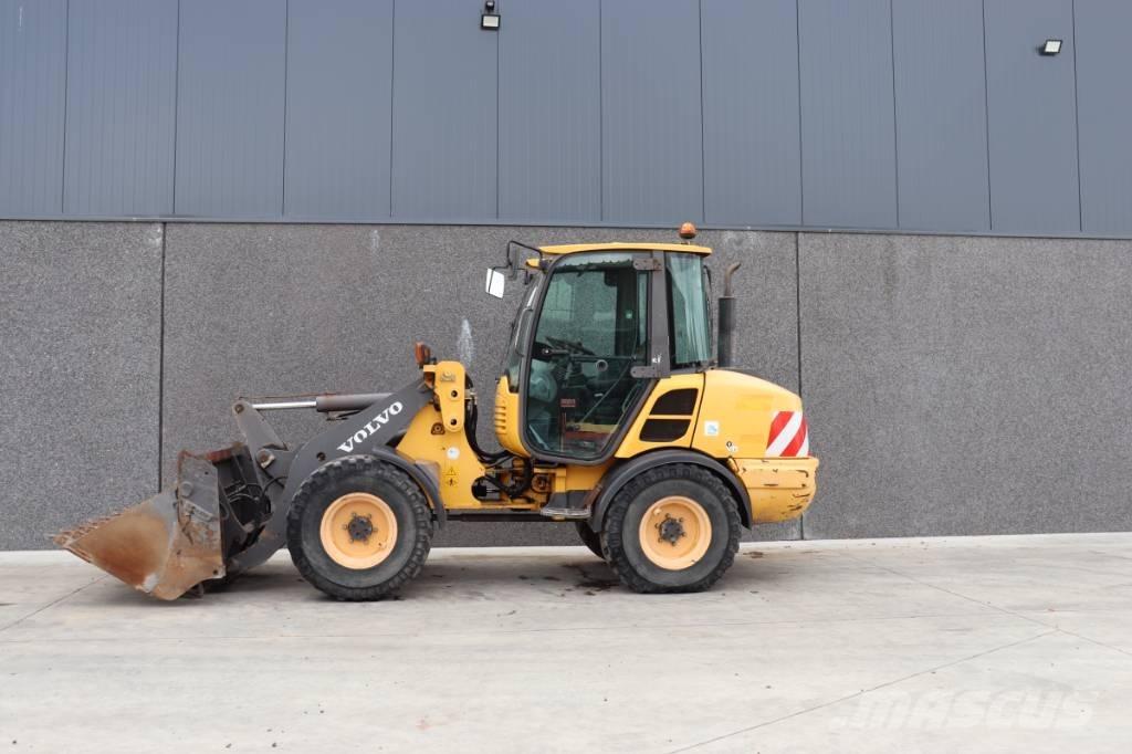 Volvo L25F-Z 轮式装载机