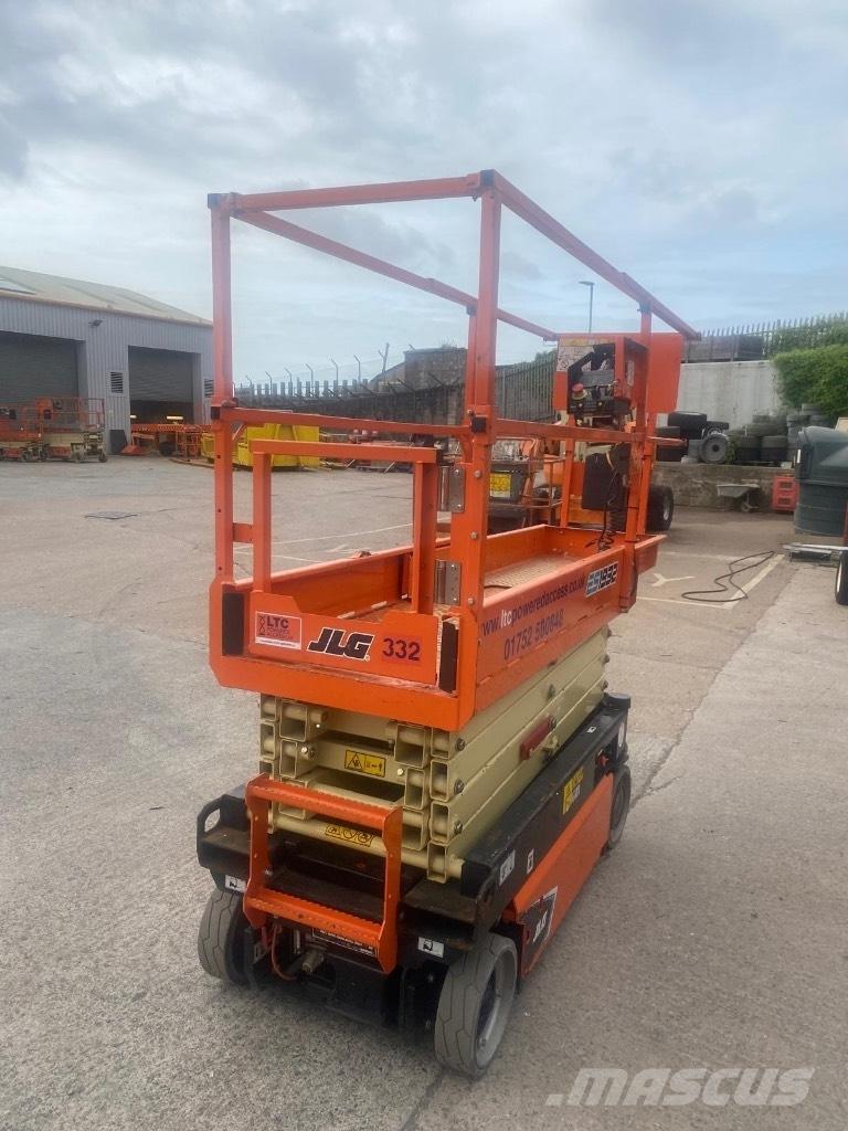 JLG ES 1932 剪叉式升降机